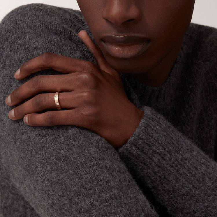 Aimee 6 Diamond Love Ring